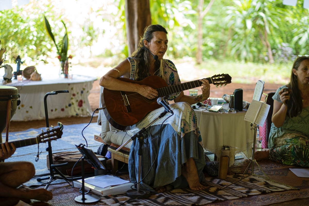 Meditation silence stillness retreat Pachamama Costa Rica presence witness emotional healing emotions awareness spiritual
